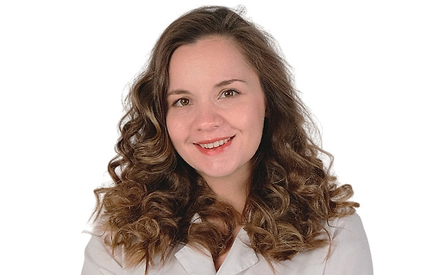 Зеленеева Эльмира Салмановна